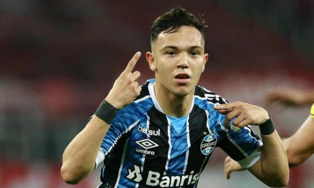 1613724191930069531.jpg 1024.jpg